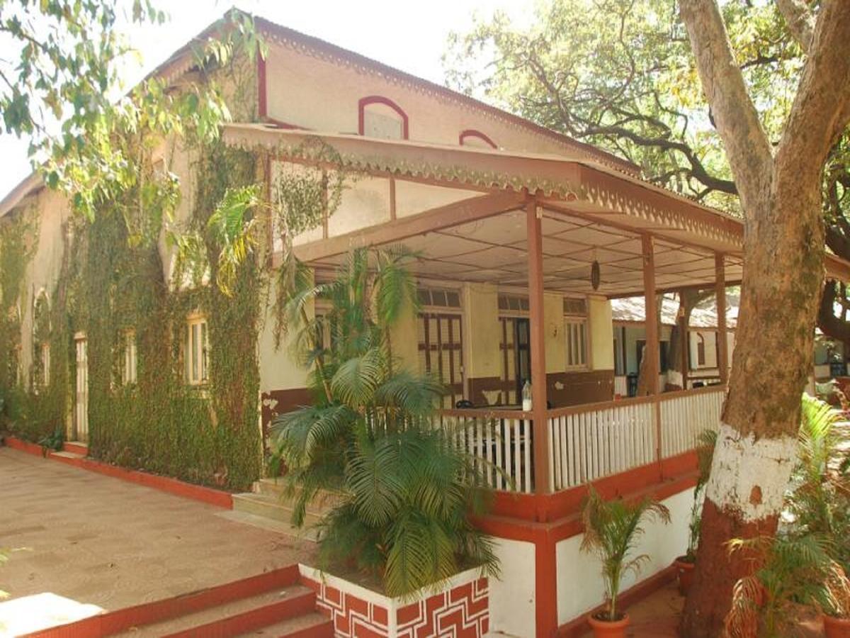 ماتيرن Cecil Hotel المظهر الخارجي الصورة